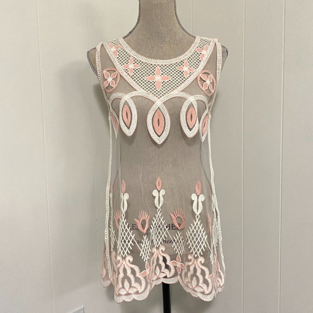 JV Selection Tank Top Sheer Pink and White Crochet Geometric Detail Size S/M